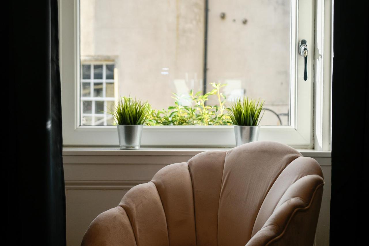 The Gallery Apartment - Oban Town Centre Apartment, Walkable To Ferry Terminal Exteriör bild