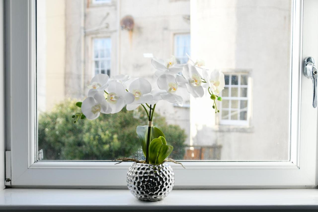 The Gallery Apartment - Oban Town Centre Apartment, Walkable To Ferry Terminal Exteriör bild